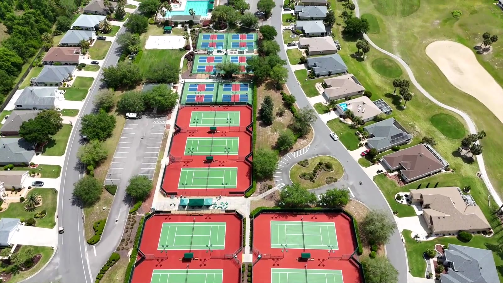 Tennis and pickleball courts at Del Webb Spruce Creek
